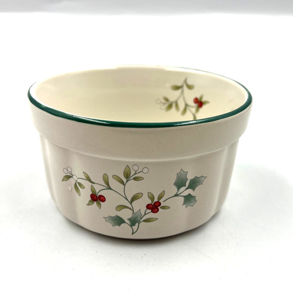 Pfaltzgraff Vintage Small Ramekin Souffle` Soup Dish Bowl Winterberry Pattern - Picture 1 of 9